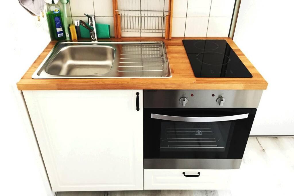 Apartment-Mitten In Konstanz, Gratis Parkplatz & Fahrrader, Netflix Tv ภายนอก รูปภาพ